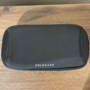 Solgaard Lifekit Travel Organizer Luggage Gear Black Zip Pockets Shore-Tex NEW